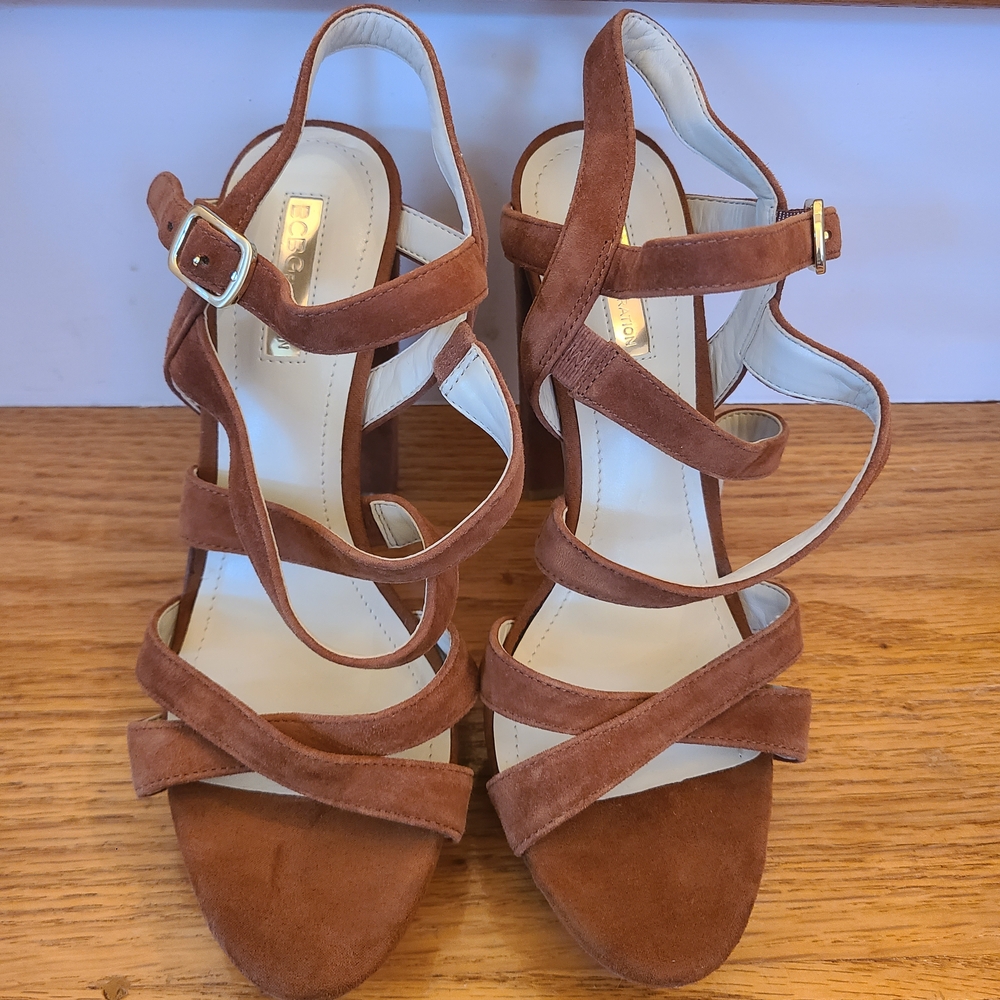 NWOT/NWOB BCBGeneration Morgan Strappy Heel In Carmel Sz 8 - Picture 8 of 10
